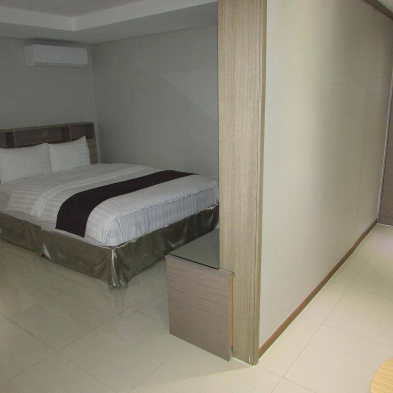 J Hotel Уланбатар Екстериор снимка